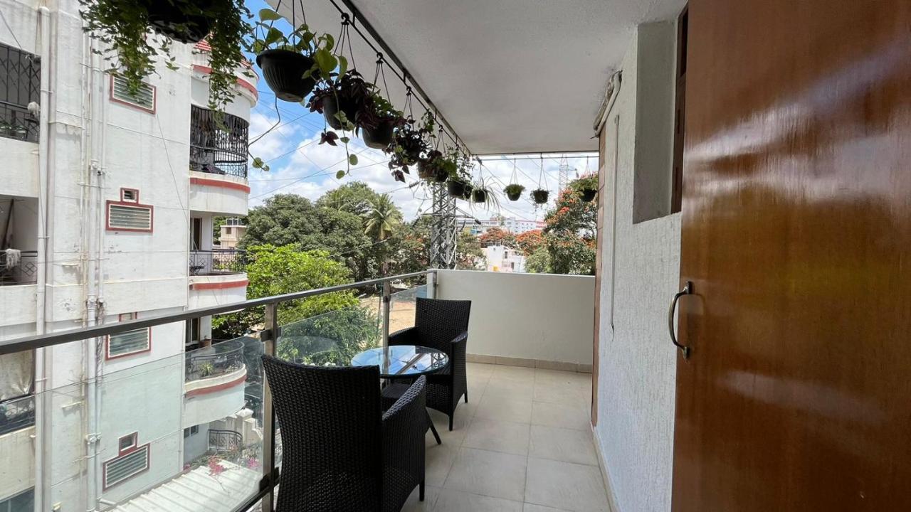 Luho Grande Bed & Breakfast Bangalore Exterior photo